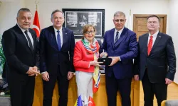 İzmir’de anlamlı bir buluşma gerçekleşti