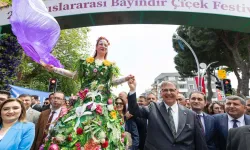 Uluslararası Bayındır Çiçek Festivali'ne coşkulu start