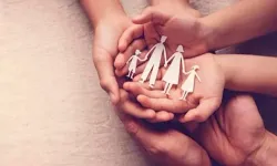 Doğumdan sonra yarı zamanlı çalışma düzenlemesi Resmi Gazete'de; Maaş da yarım olacak