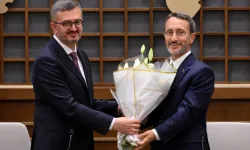 İletişim Başkanlığı'nda devir-teslim