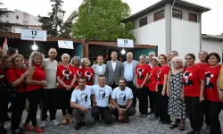 Edremit’te Kadın Emeği Çarşısı yoğun ilgi gördü