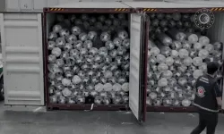 Gümrüklerde 7 ayda 42 milyar liralık kaçak eşya yakalandı