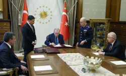 YAŞ kararları açıklandı... Yeni Genelkurmay Başkanı Selçuk Bayraktaroğlu oldu
