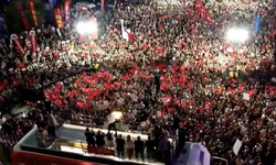 CHP lideri Özel, Zeytinburnu'nda konuştu: Türkiye'de seçim hukukunu, serbest seçimleri askıya aldılar