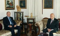 Cumhurbaşkanı ve AKP Genel Başkanı Erdoğan, MHP lideri Bahçeli’yi evinde ziyaret etti