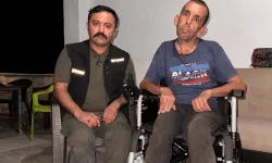 Hayırsever polis gönülleri ısıttı; Engelli bir vatandaşın akülü sandalye ihtiyacını karşıladı