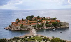 Karadağ, Türk vatandaşlarına kapıları kapatıyor; Vizesiz seyahati askıya alacak