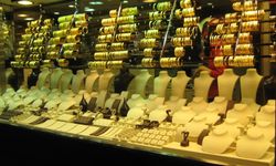 Kuyumcular, nakit ödeme kabul ederek altın satışı yapamayacak