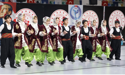 “Engelsiz Adımlar Halk Oyunları Yarışıyor” programında 180 özel gereksinimli birey sahne aldı