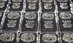 Gümüşün ons fiyatı tarihinde ilk kez 67 doların üzerine çıkarak rekor kırdı