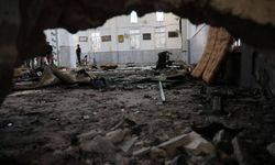 Suriye'de camiye saldırı; En az sekiz kişi yaşamını yitirdi