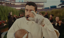 İspanyolca devre arası Super Bowl'da maçı unutturdu