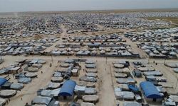 Suriye televizyonu: IŞİD bağlantılı ailelerin tutulduğu El-Hol kampından "kitlesel bir kaçış" yaşandı