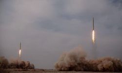 İran, İsrail'in yanı sıra Orta Doğu'daki ABD üslerini de vurmaya başladı