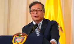 Kolombiya Devlet Başkanı Petro, suikast girişiminden son anda kurtulduğunu açıkladı