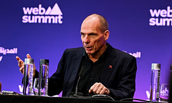 "Kapitalizm çoktan sona erdi ve bunun farkında bile değiliz"