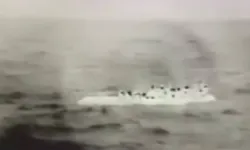 Antalya açıklarında düzensiz göçmenleri taşıyan bot battı