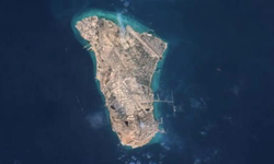 ABD, İran ekonomisi için hayati önem taşıyan Harg'a saldırdı; Rejime karşı başladı, ekonomi hedef oldu