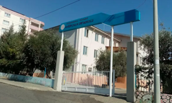 Kahramanmaraş'ta ortaokulda silahlı saldırı: Can kaybı yükseliyor