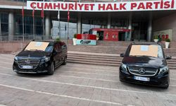 CHP'de makam aracı gerilimi; O araçlardan hiçbirinin Özkan Yalım ya da Aziz İhsan Aktaş ile ilgisi yoktur