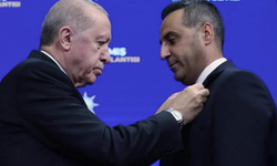 CHP'den AK Parti’ye geçen Çiğli Belediye Başkanının iki yardımcısı istifa etti