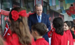 Cumhurbaşkanı Erdoğan: Birileri sürekli kötümser senaryolar yazsa da ışıl ışıl bir gençlik filiz veriyor