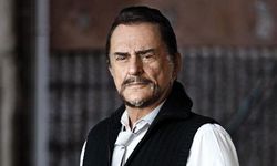 Türk pop müziğinin en önemli sanatçılarından Alpay, yaşamını yitirdi