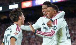 El Clasico'da Real Madrid, lider Barcelona'yı deplasmanda 2-1 mağlup etti