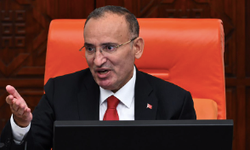 Bozdağ, TBMM Başkanvekilli görevinden istifa etti