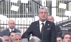YENİ Parti'den sansüre karşı Anayasa Mahkemesi önünde eylem