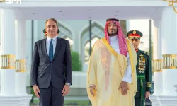 Yunanistan Başbakanı Miçotakis, Riyad'da Veliaht Prens ile görüştü