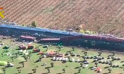 İspanya'daki hızlı tren kazasında can kaybı yükseliyor; Ülkede üç günlük yas ilan edildi