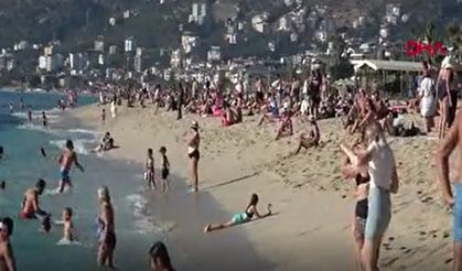 Yasaklar bitti, plajlar doldu