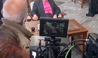 Aydemir Akbaş kamera karşısında