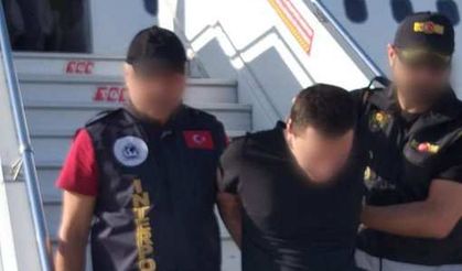 Soylu, Arnavut mevkidaşıyla görüştü, iade gerçekleşti: Emniyet Teşkilatımızı sıkı takiple bir soysuzu daha ülkemize getirdiği için tebrik ederim