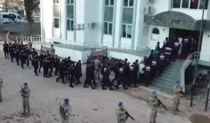 Organize suç örgütlerine yönelik 9 ilde düzenlenen 'Hücre' operasyonlarında 50 kişi tutuklandı
