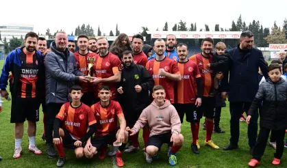Bursa Karacabey'de turnuvanın şampiyon Ortasarıbey