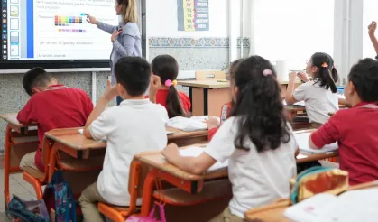 Eğitimde yeni düzenleme... Şehit ve gazi çocuklarına okul hizmetleri ücretsiz olacak