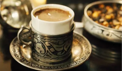 Güne bir fincan kahveyle başlamak sağlıklı mıdır?