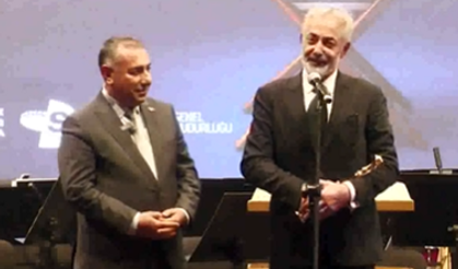 32'nci Uluslararası Adana Altın Koza Film Festivali Onur Ödülleri Aslantuğ ve Orhonsay'a