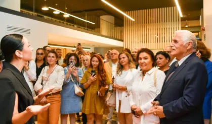 “Koleksiyonun Katmanları” sergisi galeri Beylikdüzü’nde sanatseverlerle buluştu