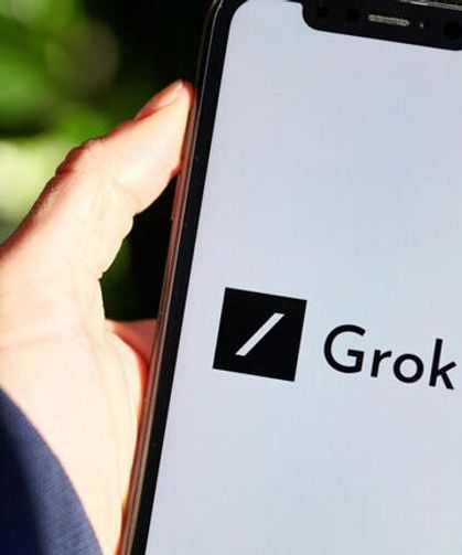 Grok'ta küfürlü yanıt hatasının kaynağı tespit edildi