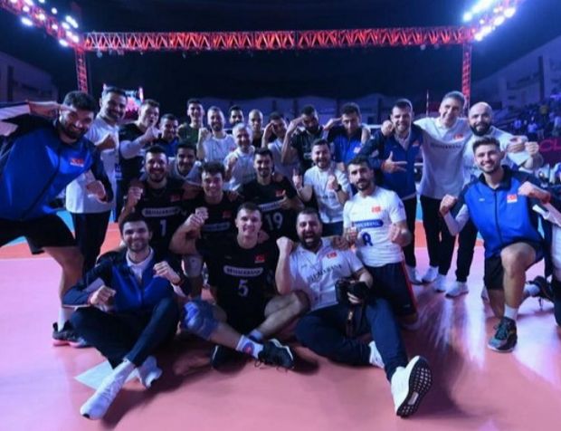Halk'ın Efeleri yarı finale yükseldi