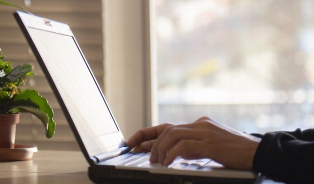 Kariyer zammı: Müşavire bin 433 TL, Diyanet İşleri Başkanı ve TBMM Genel Sekreterine ise 54 bin 180 TL artış