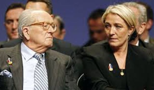Aşırı sağcı Marine Le Pen, zimmetten suçlu bulundu