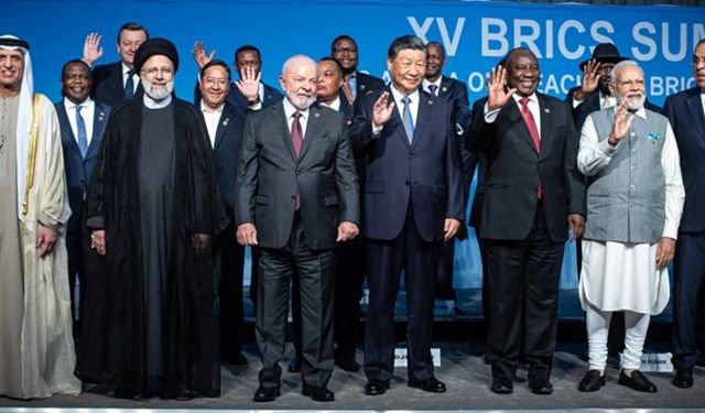 BRICS, 2040 yılına kadar küresel ekonominin yüzde 44'ü ile G-7'yi geriye atabilir