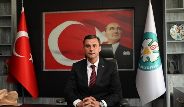 Manisa Büyükşehir Belediye Başkanı Ferdi Zeyrek tedavi gördüğü hastanede hayatını kaybetti