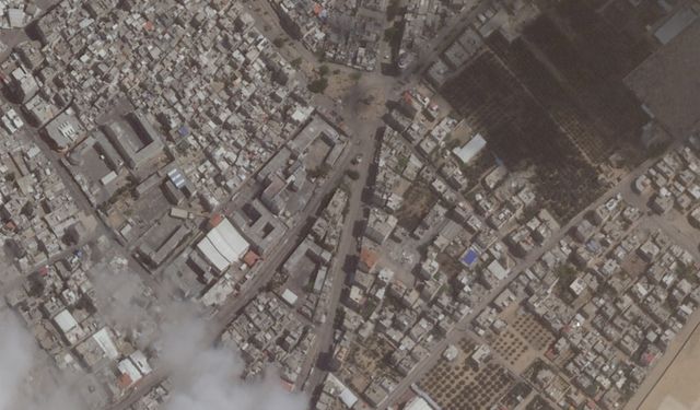 Uydu görüntülerine göre, İsrail'in kara saldırısı Refah'ın merkezine doğru ilerliyor