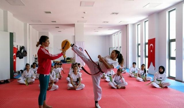 Denizli'deki çocuklara yaz okulu çağrısı