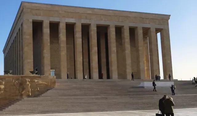 10 Kasım'da Anıtkabir'e ziyaretçi rekoru